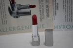PHAS HYPOALLERGĖNIQUE ROUGE INTENSE - LIP COMFORT (81 - CHARMING FLUSH) / Κραγιόν έντονο, σε Απόχρωση (81 - Γοητευτικό Κόκκινο), με Άνεση μεγάλης Διάρκειας στα Χείλη, 4 ml.
