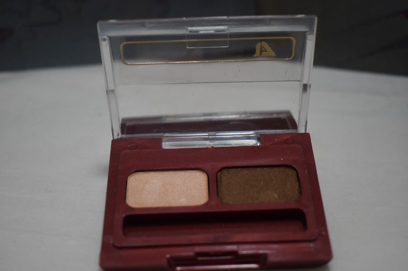 SEVENTEEN 17 COSMETICS CAKE EYE SHADOW DUO (No 5 APRICOT - WALNUT) / Συμπαγής Διπλή Σκιά Ματιών -  (COLLECTION 5) -  Σε Απόχρωση (Βερικοκκί - Καφέ της Καρυδιάς) 4 g.