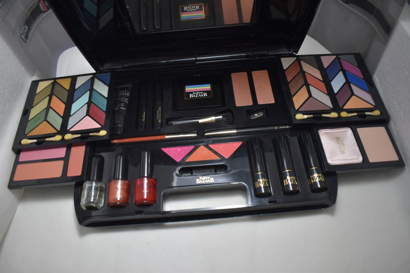 FASHION BAZAAR SYMPHONY KIT MAKE-UP (1404-01) 36 EYE SHADOW+3 BLUSH+2 INDIAN EART+1 TRANSPARENT COMPACT POWDER+1 SKIN COVER+3 LIPS POWDER+1 KAJAL BLACK PENCIL+1 LIP PENCIL+PENCIL SHARPENER+3 LIPSTICKS+3 NAIL-ENAMELS+SLIDE KIT (0035) NET WT 63,8 g.