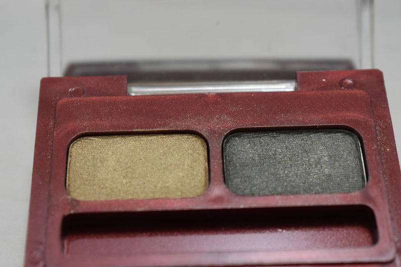 SEVENTEEN 17 COSMETICS CAKE EYE SHADOW DUO (No 2 GOLDEN - SMOKE GREEN) / Συμπαγής Διπλή Σκιά Ματιών -  (COLLECTION 2) -  Σε Απόχρωση (Χρυσαφί - Πράσινο της Ελιάς) 4 g.