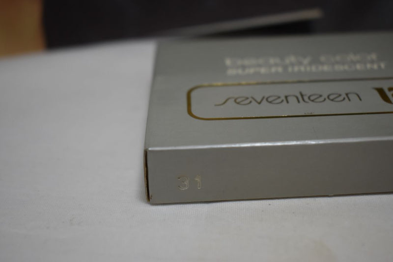 SEVENTEEN 17 COSMETICS BEAUTY COLOR / BLUSHER / FARD A JOUES / SUPER IRIDESCENT 2 COLOR SET (No 31 ZERBERA - CLAVEL) / Διπλό ρουζ, Σούπερ Ιριδίζον -  (COLLECTION 31) -  Σε Απόχρωση (Ροζ Ανοικτό της Ζέρμπερας - Ροζ Σκούρο του Γαρύφαλλου) 8 g.