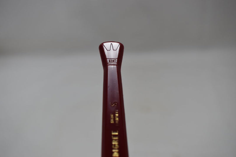 KENT OF LONDON ORIGINAL TOOTHBRUSH (SOFT) STRAIGHT TUFT PURE BRISTLE RED COLOR (VERSION 1978) / ΟΔΟΝΤΟΒΟΥΡΤΣΑ ΜΕ ΙΣΙΕΣ ΚΑΙ ΑΥΘΕΝΤΙΚΕΣ ΤΡΙΧΕΣ (ΜΑΛΑΚΕΣ) ΧΡΩΜΑΤΟΣ  ΚΟΚΚΙΝΟΥ.