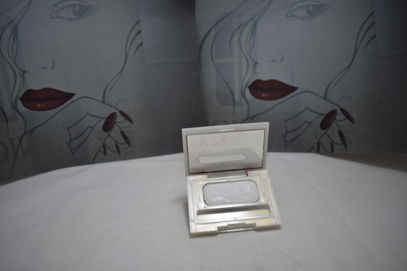 SEVENTEEN 17 COSMETICS CAKE EYESHADOW SUPER IRIDESCENT (No 11 - VELVET WHITE) / Συμπαγής  Σκιά Ματιών, Σούπερ Ιριδίζουσα -  (COLLECTION 11) -  Σε Απόχρωση (Απαλό Λευκό) 4 g.