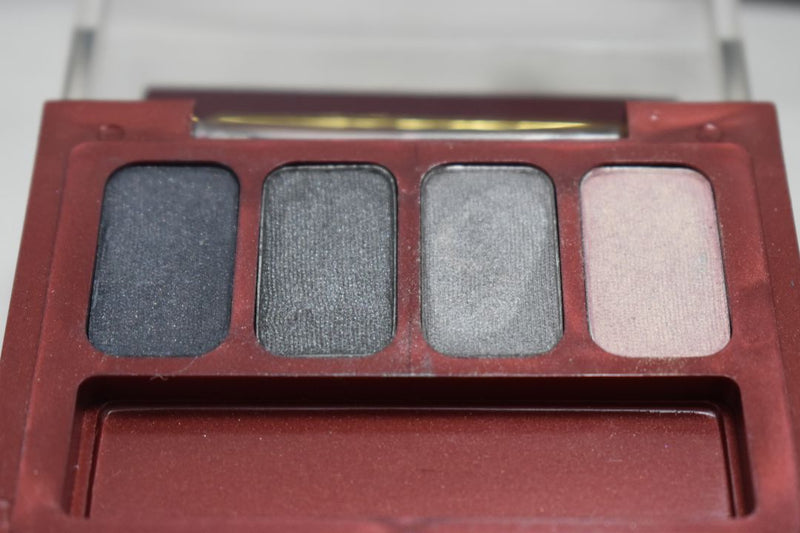 SEVENTEEN 17 COSMETICS CAKE EYE SHADOW 4 COLOUR SET   (PALETTES No 7 - SATIN GREY - BLUES) / Συμπαγής Τετραπλή Σκιά Ματιών -  (COLLECTION 7) -  Σε Απόχρωση (Γκρι Ανοικτό - Μολυβί - Γκρι Μεταλλικό - Ροζ) 8 g.