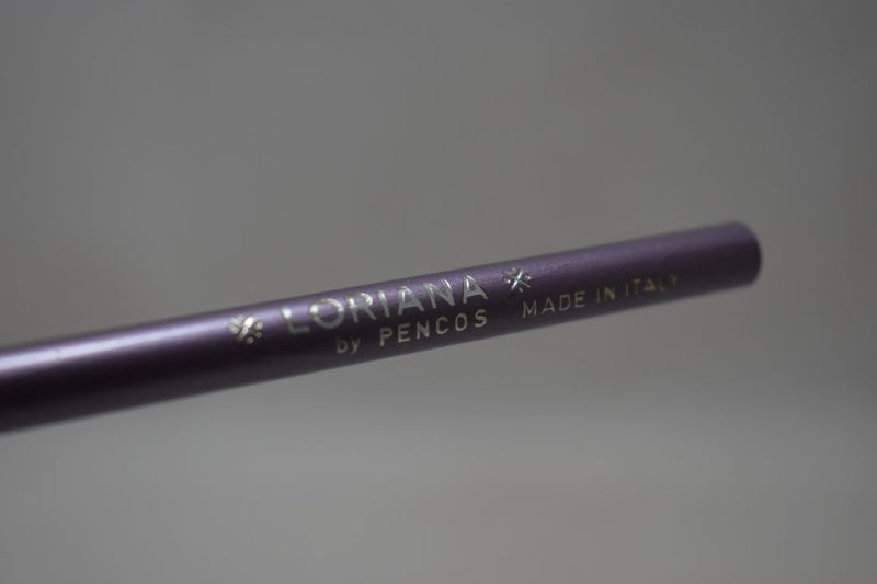 LORIANA BY PENCOS ITALY COSMETIC EYE- KOHL (KAJAL)-LIP LINERS / Μολύβι Όλα Μέσα, Απαλό και Λείο (Kajal) για τα Μάτια, για τα Φρύδια, και για τα Χείλια, σε Απόχρωση (Μωβ / Λιλά).