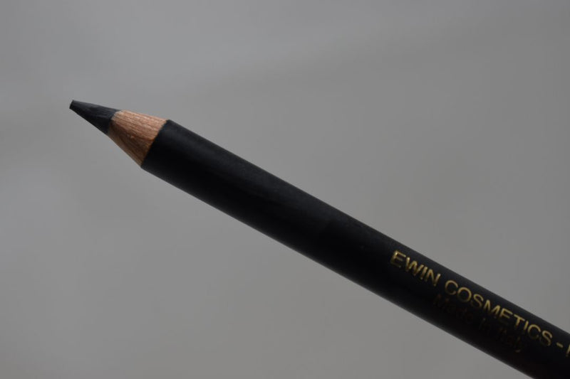 FASHION BAZAAR EYE PENCIL + PENCIL SHARPENER / Μολύβι Ματιών + Ξύστρα Μολυβιών, σε Απόχρωση (BLACK - ΜΑΥΡΟ) 1.6 g.