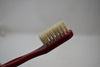 KENT OF LONDON ORIGINAL TOOTHBRUSH (SOFT) STRAIGHT TUFT PURE BRISTLE RED COLOR (VERSION 1978) / ΟΔΟΝΤΟΒΟΥΡΤΣΑ ΜΕ ΙΣΙΕΣ ΚΑΙ ΑΥΘΕΝΤΙΚΕΣ ΤΡΙΧΕΣ (ΜΑΛΑΚΕΣ) ΧΡΩΜΑΤΟΣ  ΚΟΚΚΙΝΟΥ.