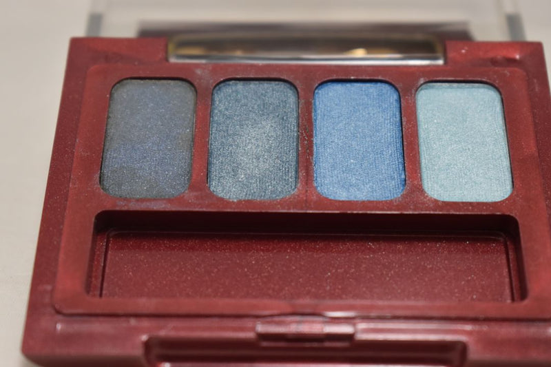 SEVENTEEN 17 COSMETICS CAKE EYE SHADOW 4 COLOUR SET   (PALETTES No 3 -  SATIN BLUES) / Συμπαγής Τετραπλή Σκιά Ματιών -  (COLLECTION 3) -  (Τέσσερες Σατινέ Αποχρώσεις του Μπλε) 8 g.