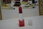 PHAS HYPOALLERGĖNIQUE ROUGE INTENSE - LIP COMFORT (81 - CHARMING FLUSH) / Κραγιόν έντονο, σε Απόχρωση (81 - Γοητευτικό Κόκκινο), με Άνεση μεγάλης Διάρκειας στα Χείλη, 4 ml - Tester - Χωρίς κουτί.
