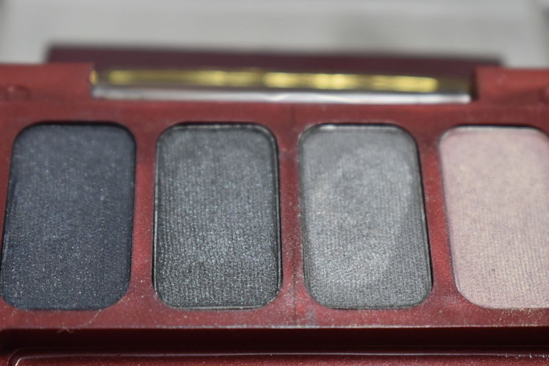 SEVENTEEN 17 COSMETICS CAKE EYE SHADOW 4 COLOUR SET   (PALETTES No 7 - SATIN GREY - BLUES) / Συμπαγής Τετραπλή Σκιά Ματιών -  (COLLECTION 7) -  Σε Απόχρωση (Γκρι Ανοικτό - Μολυβί - Γκρι Μεταλλικό - Ροζ) 8 g.