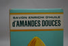 DONGE SAVON DE BEAUTE ADOUCISSANT ENRICHI D'HUILE D'AMANDES DOUCES (VERSION 1980) / Μαλακτικό σαπούνι ομορφιάς με γλυκό Αμυγδαλέλαιο 120 g 4.2 OZ.