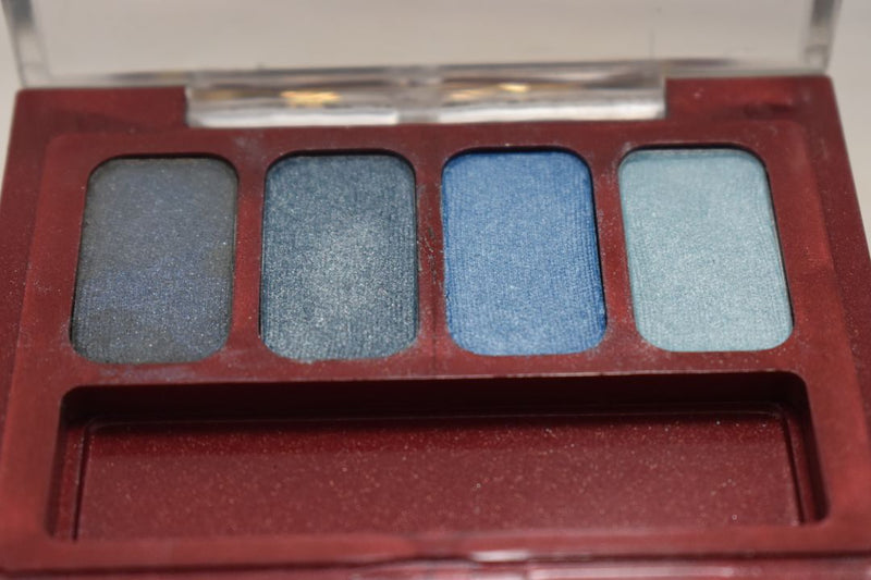 SEVENTEEN 17 COSMETICS CAKE EYE SHADOW 4 COLOUR SET   (PALETTES No 3 -  SATIN BLUES) / Συμπαγής Τετραπλή Σκιά Ματιών -  (COLLECTION 3) -  (Τέσσερες Σατινέ Αποχρώσεις του Μπλε) 8 g.