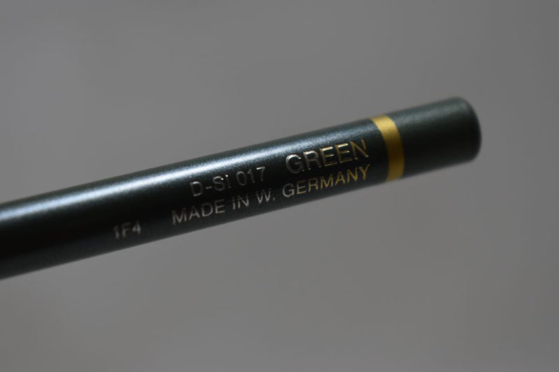 EXOTIC GERMANY COSMETIC KHOL-KAJAL EYE LINER PENCIL / Μολύβι  Απαλό και Λείο (Kajal) για τα Μάτια, σε Απόχρωση (GREEN - Πράσινο Σκούρο της Μυρτιάς).
