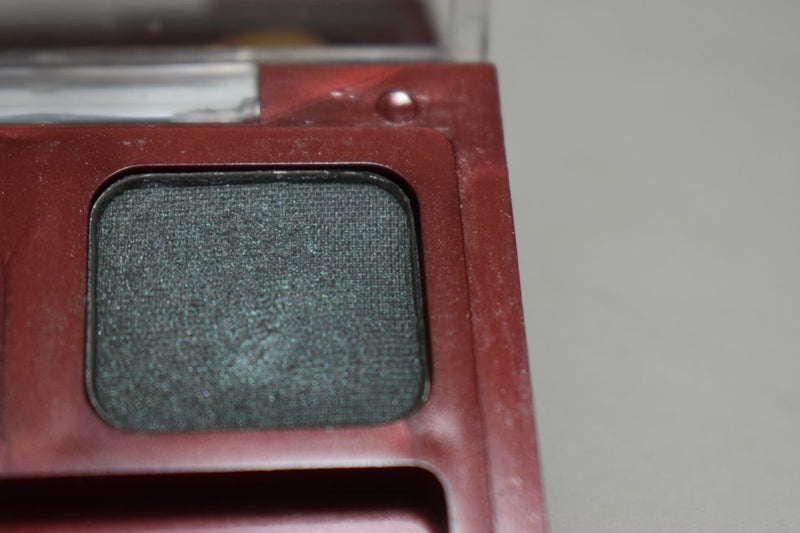 SEVENTEEN 17 COSMETICS CAKE EYE SHADOW DUO (No 41 GREEN - GREY) / Συμπαγής Διπλή Σκιά Ματιών -  (COLLECTION 41) -  Σε Απόχρωση (Γκρι Ανοικτό - Πράσινο)  4 g.