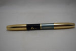 LADY MANHATTAN COSMETICS BIG DUOMATIC EYE SHADOW / Μολύβι Χονδρό, Δύο Αποχρώσεων, Διπλής Δράσης,  Ματιών και Σκιάς ταυτόχρονα, σε Απόχρωση (Νο 07 - Μπλε Σκούρο και Μπλε Ανοικτό / Σιέλ Μεταλλικό).