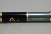 LADY MANHATTAN COSMETICS BIG DUOMATIC EYE SHADOW / Μολύβι Χονδρό, Δύο Αποχρώσεων, Διπλής Δράσης,  Ματιών και Σκιάς ταυτόχρονα, σε Απόχρωση (Νο 07 - Μπλε Σκούρο και Μπλε Ανοικτό / Σιέλ Μεταλλικό).
