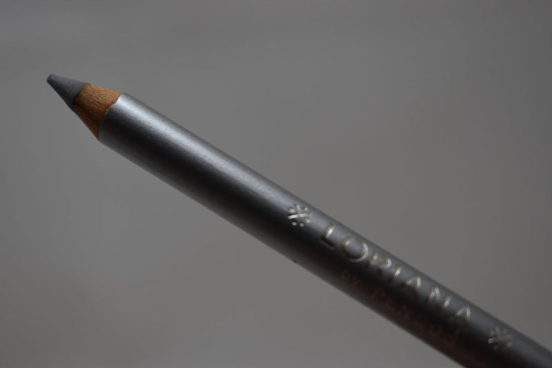 LORIANA BY PENCOS ITALY COSMETIC EYE- KOHL (KAJAL)-LIP LINERS / Μολύβι Όλα Μέσα, Απαλό και Λείο (Kajal) για τα Μάτια, για τα Φρύδια, και για τα Χείλια, σε Απόχρωση (SILVER - Ασημί).