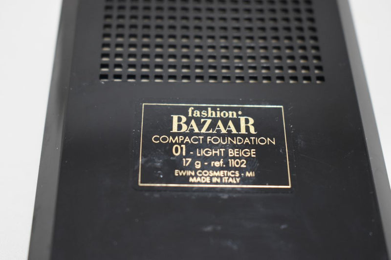 FASHION BAZAAR COMPACT FOUNDATION "DOUBLE ACTION" / Συμπαγές Μέικ απ Διπλής Δράσης σε Απόχρωση (LIGHT BEIGE - ΑΝΟΙΚΤΟ ΜΠΕΖ) 17 g.