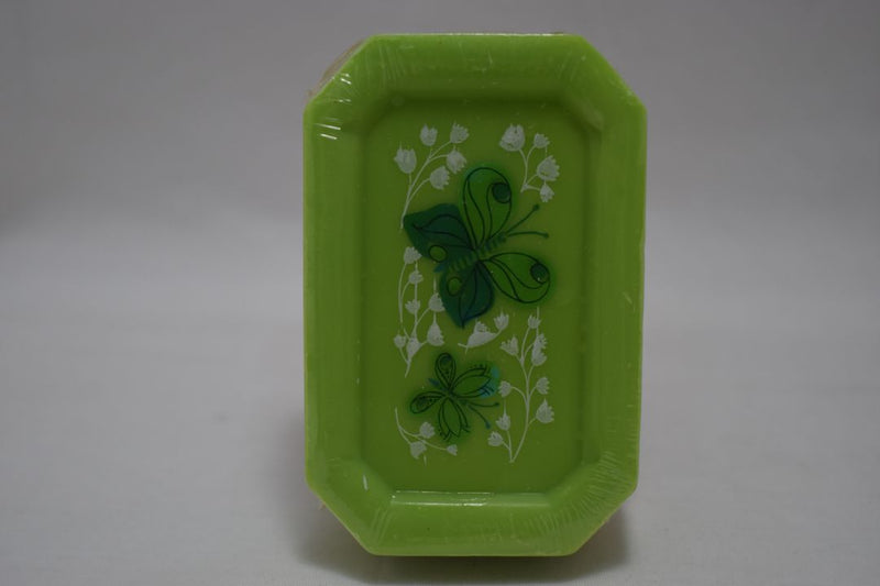 WOLFF GIFT BOX DESIGNER SERIES (COLOR GREEN) FINE FRENCH MILLED SOAPS (VERSION 1981) / Συσκευασία Δώρου, Σχεδιαστική σειρά Χρώματος Πράσινου, από Φίνα Αρωματισμένα και Αλεσμένα Γαλλικά σαπούνια 3 BARS 2.75 OZ. - TOTAL NET WT. 8.25 OZ (234g).