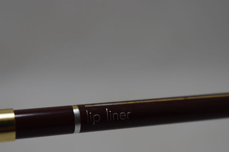 ERRE DUE  COSMETIC LIP LINER PENCIL / Μολύβι Χειλιών σε Απόχρωση (Νο 136 - Δαμασκηνί) 1.6 g