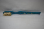 KENT OF LONDON ORIGINAL TOOTHBRUSH (SOFT) STRAIGHT TUFT PURE BRISTLE GREEN COLOR (VERSION 1978) / ΟΔΟΝΤΟΒΟΥΡΤΣΑ ΜΕ ΙΣΙΕΣ ΚΑΙ ΑΥΘΕΝΤΙΚΕΣ ΤΡΙΧΕΣ (ΜΑΛΑΚΕΣ) ΧΡΩΜΑΤΟΣ ΠΡΑΣΙΝΟΥ.