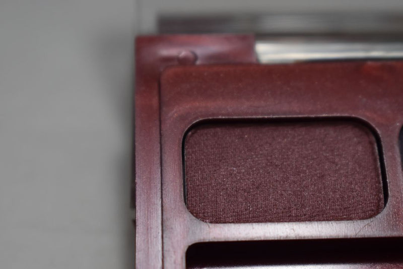 SEVENTEEN 17 COSMETICS CAKE EYE SHADOW DUO (No 6 PLUM ROSE - DEEP VIOLET) / Συμπαγής Διπλή Σκιά Ματιών -  (COLLECTION 6) -  Σε Απόχρωση (Απαλό Ροζ - Βαθύ Βιολετί) 4 g.