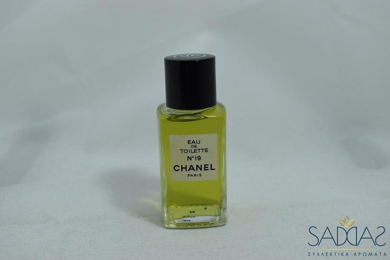Chanel 19 Pour Femme Eau De Toilette 50 Ml 1.7 Fl .oz