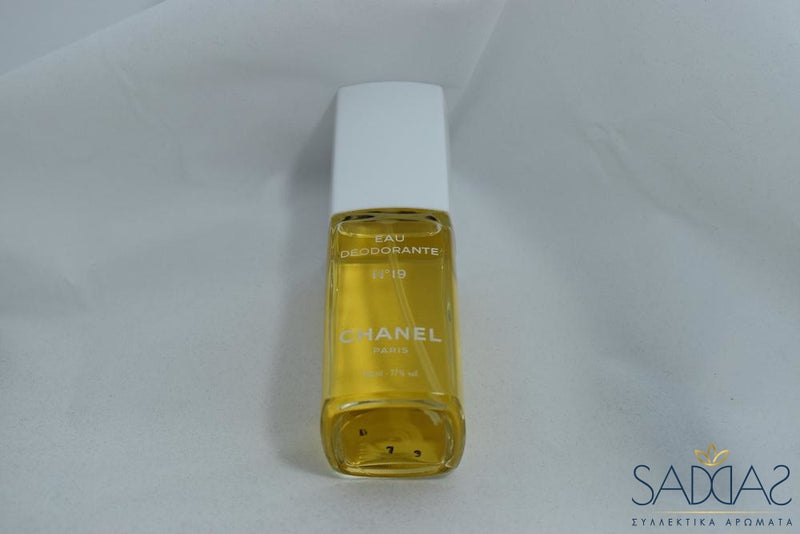 Chanel 19 Pour Femme Eau Deodorante Vaporisateur 100 Ml 3.4 Fl.oz