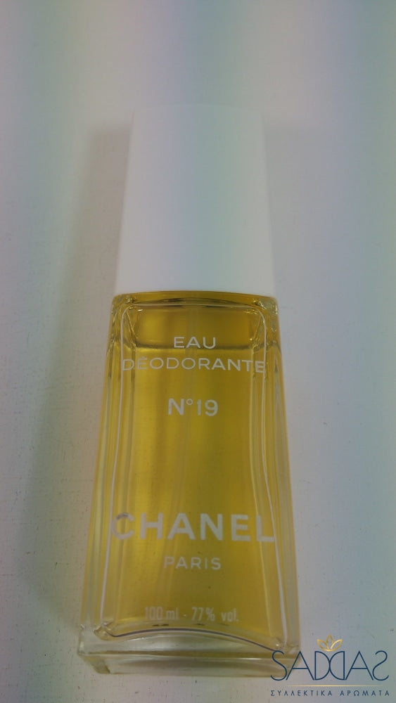 Chanel 19 Pour Femme Eau Deodorante Vaporisateur 100 Ml 3.4 Fl.oz