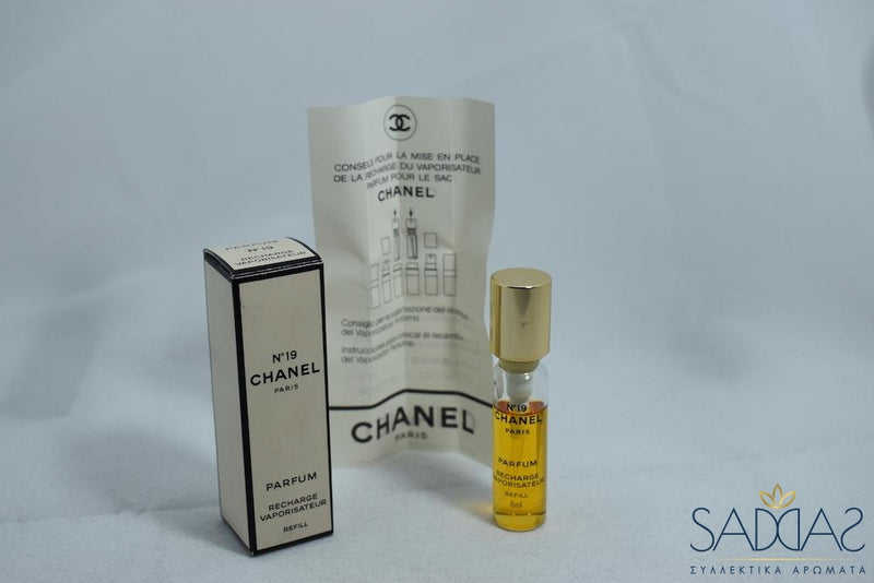 Chanel 19 Pour Femme Parfum Vaporisateur Pour Le Sac Recharge Refill () 6 Ml 0.20 Fl.oz