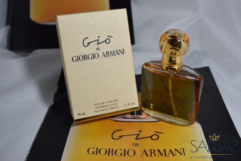 Giorgio Armani Gio (1992) Pour Femme Eau De Parfum Vaporisateur Natural Spray 50 Ml 1.7 Fl.oz.