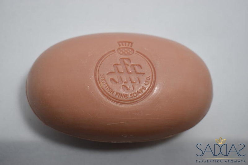 Scottish Fine Soaps Wild Strawberry 100 G 3½ Oz Natural Beauty Soap